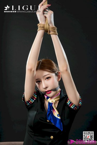 在楼梯做得好爽在线播放