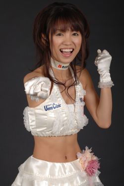 校花下面好湿好滑好紧我帮你